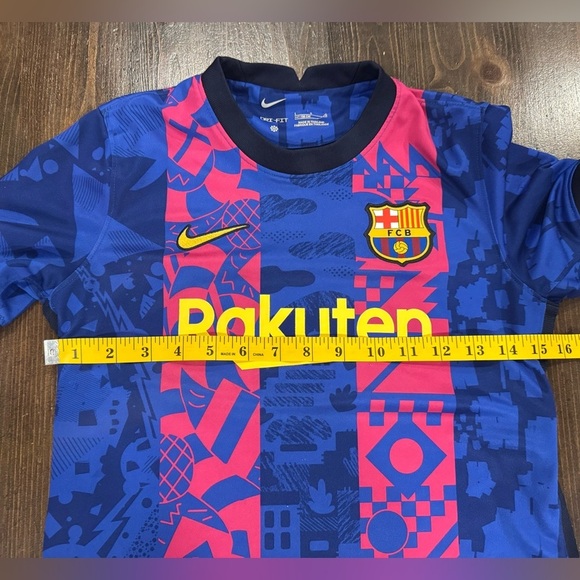 2021-2022 FC Barcelona Football Soccer Jersey - Picture 9 of 10
